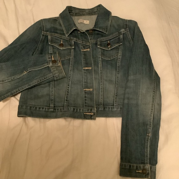 Old Navy maternity Jean jacket - Picture 1 of 5